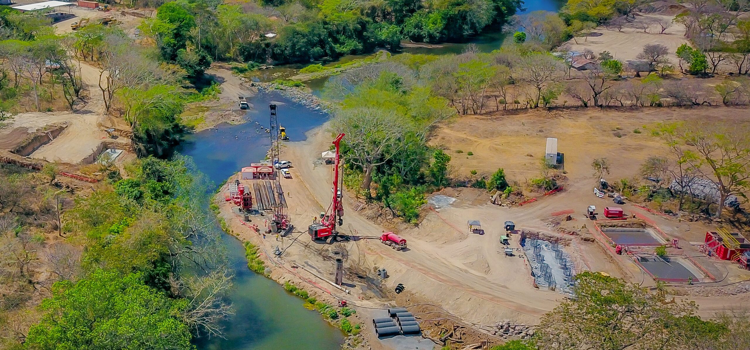 Ptar juan diaz steel piles ersigroup